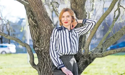 Daria Lorenci Flatz: Sarajevo je bilo vječni dernek, a onda je rat kao tsunami odnio sve