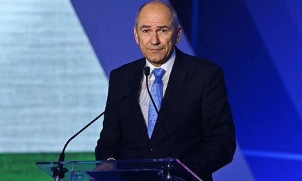 Janez Janša povezan s izraelskom privatnom špijunskom firmom Black Cube