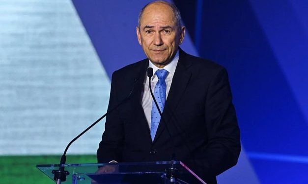 Janez Janša povezan s izraelskom privatnom špijunskom firmom Black Cube