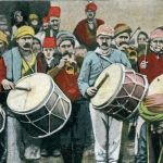 Bajramski topovi, bubnjevi, bajraci i tekbiri