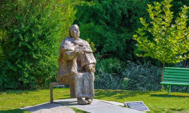 Mit o Babi Vangi: Kako njena „proročanstva“ hrane modernu propagandu