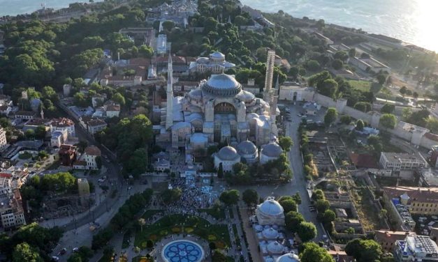 Istanbulsku Aja Sofiju zna cijeli svijet, ali u Turskoj ima još osam Aja Sofija, i sve su bile crkve koje su kasnije postale džamije