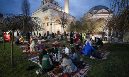 Krajiški iftar u Banja Luci
