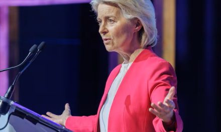 Von der Leyen: Evropa više ne može biti čuvar starog svjetskog poretka