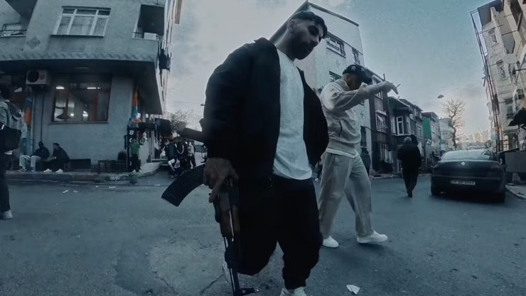 Turska banda Dalton hara Njemačkom, brutalni i još opasniji su Štrumfovi