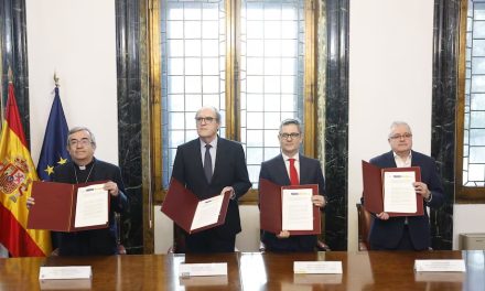 Pionirski sporazum Vlade i Crkve: Žrtve seksualnog zlostavljanja koje su počinili svećenici dobiće odštetu