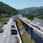 Autocesta kao spomenik kriminalu: Banke obustavile finansiranje, izvođači obustavili radove, Vlada se pravi da je sve uredu