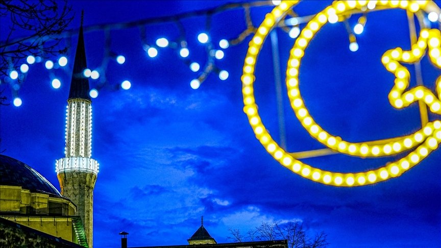 Lejletul-kadr kao inspiracija pjesnika