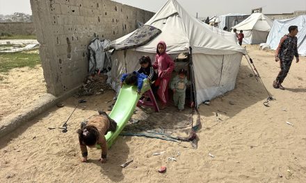 Izrael ravna Liban, protjerao je million ljudi, zaboravljena Gaza umire iščekujući mir koji neće doći