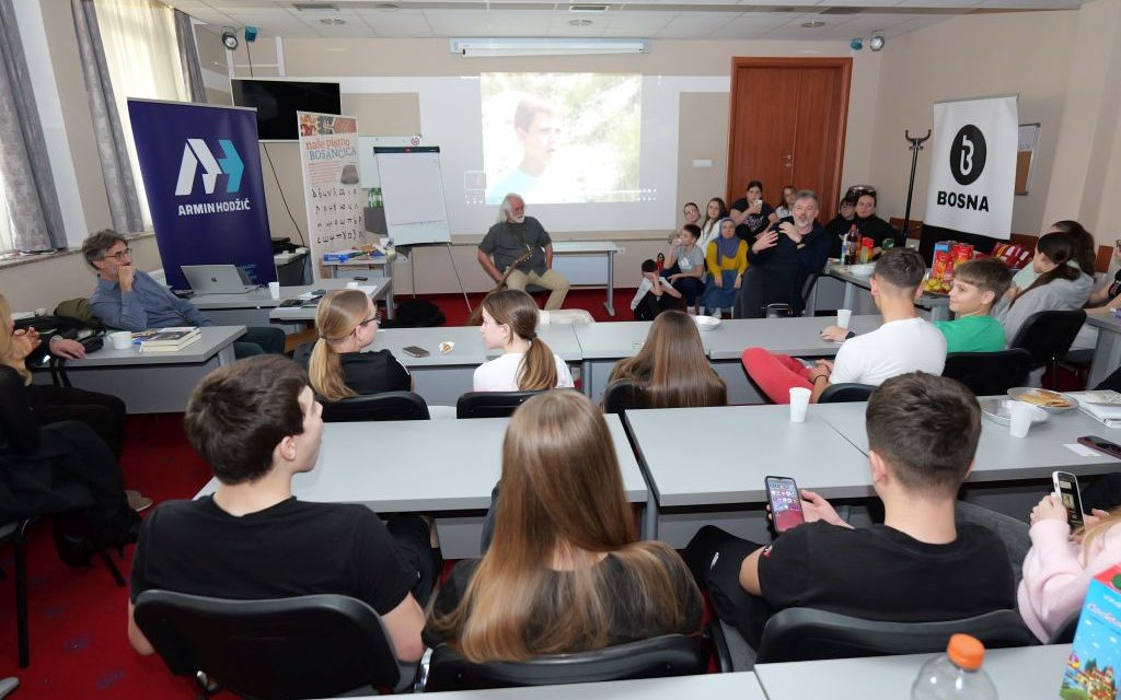 Muzičar koji je ostavio dubok trag: Bošnjačka djeca družila se s Ismetom Kurtovićem