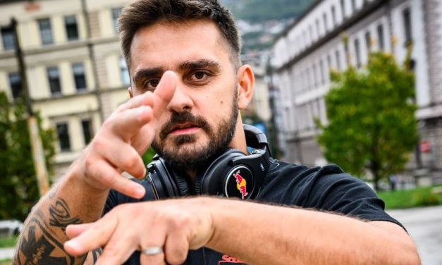 Frenkie Fanaticos: Pjesma posvećena reprezentaciji BiH