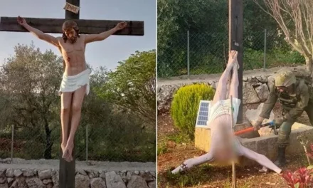 Kršćanski lideri traže kaznu zbog uništavanja kipa Isusa
