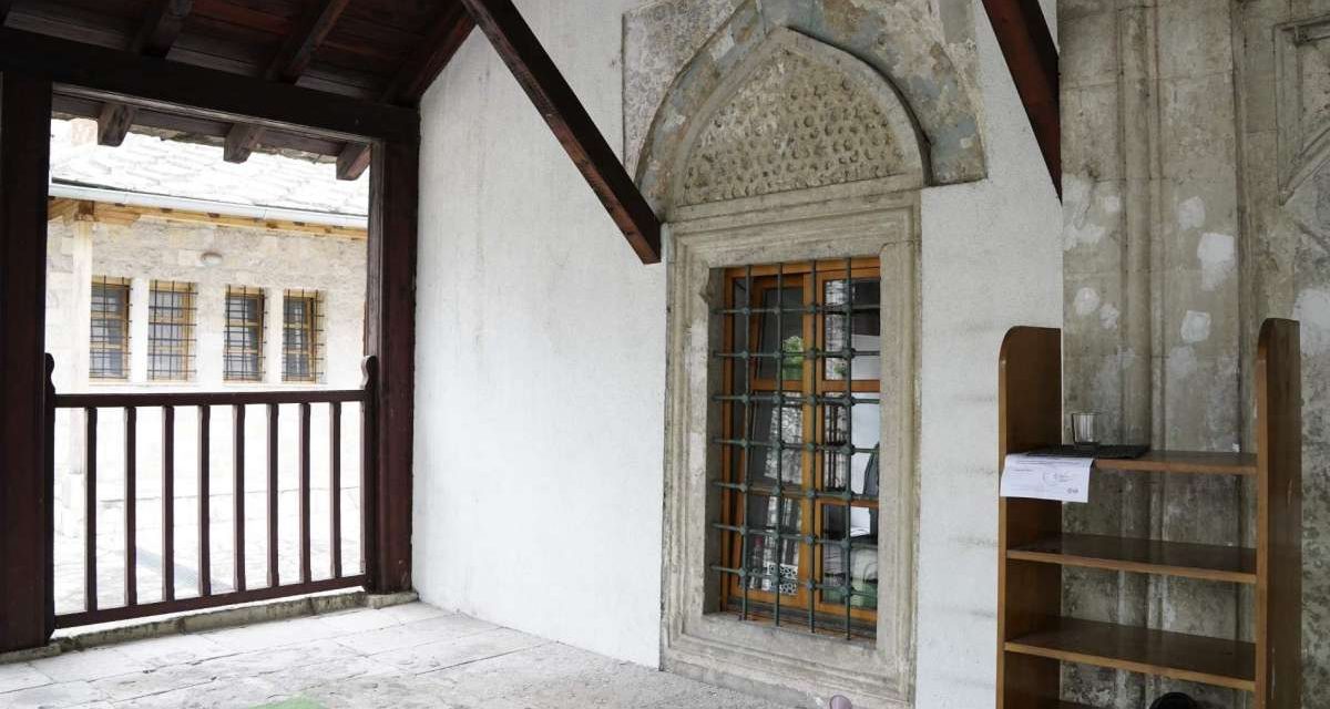 Prvi korak ka restauraciji: Nihad Čengić istražuje dekorativne i estetske elemente mostarske Šarića džamije