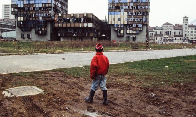 Kako sam ja gledala boje metaka nad Sarajevom, a kako su ih ubice sakupljale