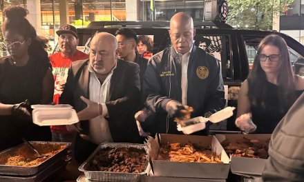 Turski ugostitelj otvorio vrata svoga restorana beskućnicima, omogućio im toplo mjesto i hranu