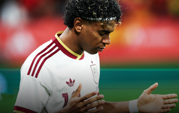 Lamine Yamal upro prstom u rasiste: „Musliman sam, Elhamdulillah“