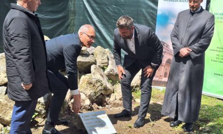 Sahat-kula se vraća u Banju Luku tri decenije nakon rušenja