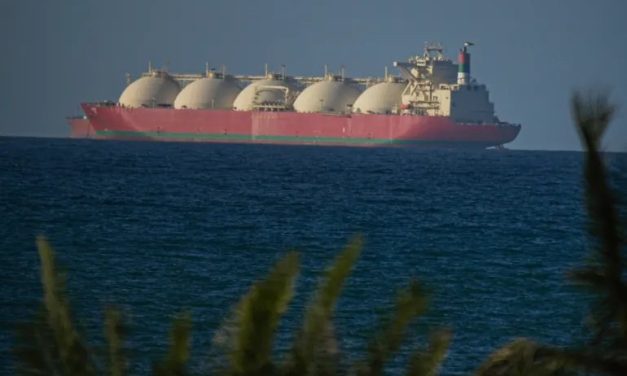 Hiljade pomoraca zarobljene u Perzijskom zaljevu, posade upozoravaju na psihološki slom