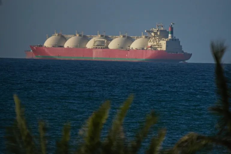 Hiljade pomoraca zarobljene u Perzijskom zaljevu, posade upozoravaju na psihološki slom