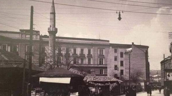 Kalin Hadži Alijin vakuf: Džamija i mezarje koje su komunisti porušili i zatrpali da bi posijali travu