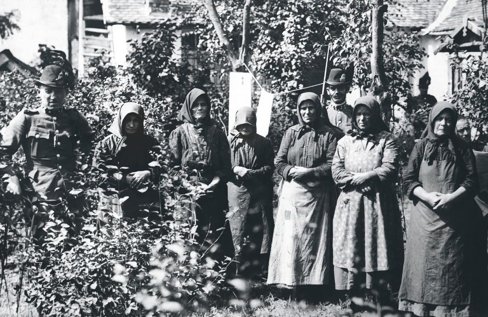 Selo u kojem su žene pobile svoje muškarce i bolesnu djecu