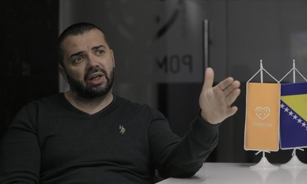 Elvir Karalić i Pomozi.ba – kada humanost postane pokret