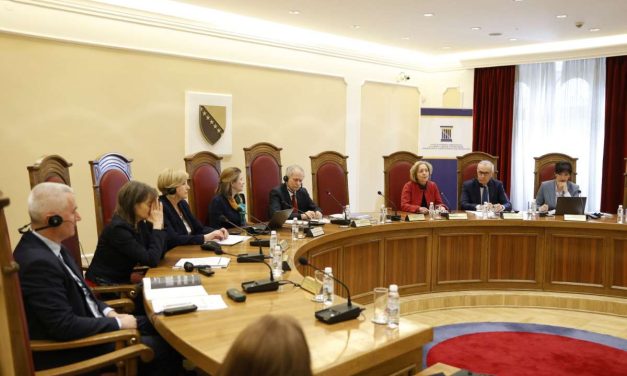 Ustavnom sudu fali sudaca dok se neriješeni predmeti gomilaju dostižući brojku od 13.000