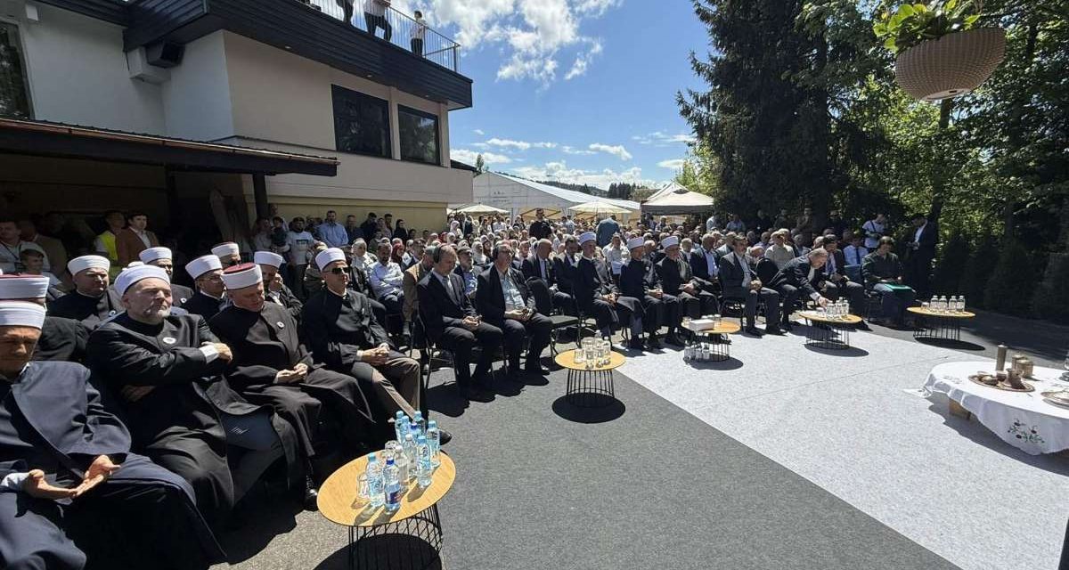 Svečano otvorena džamija u švicarskom gradu Rickenu