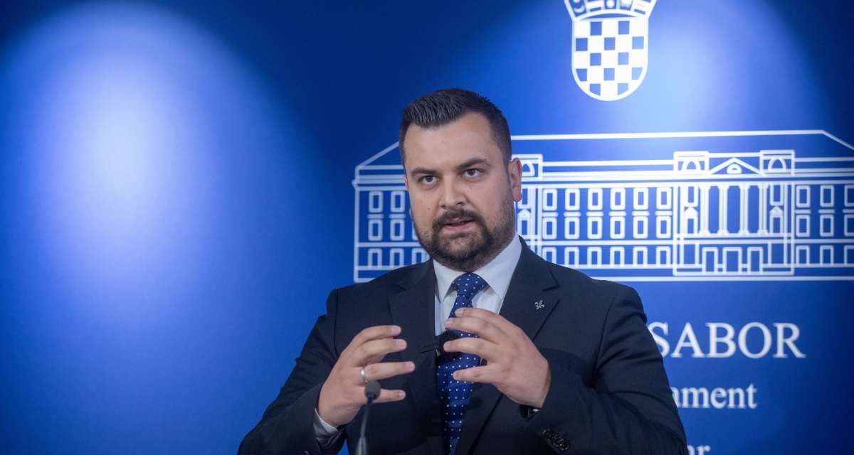 Armin Hodžić: Danas smo u Saboru riješili problem boravka u EU profesionalnim vozačima