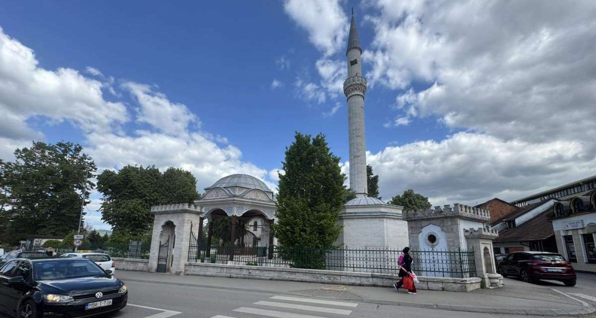 Deseta godišnjica obnove banjalučke Ferhadije: Lijepo je čuti da je petkom Ferhadija puna, a još ljepše da je u njoj naša omladina