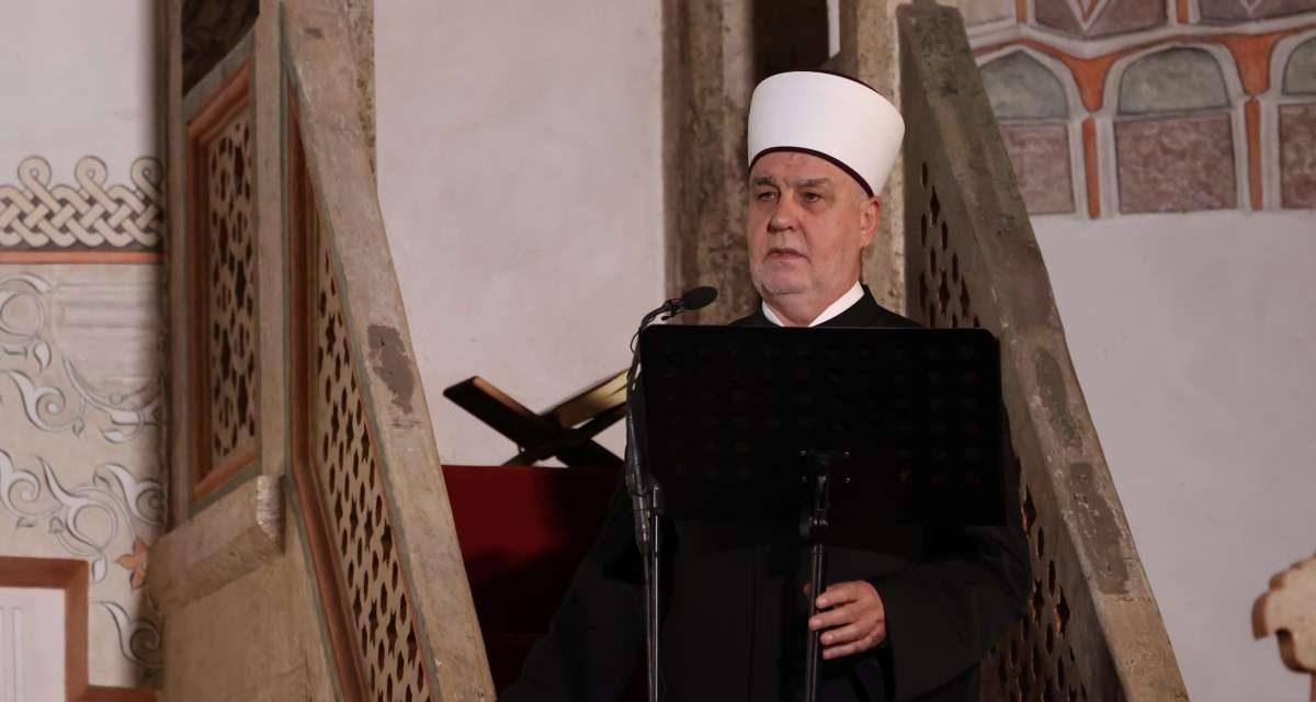 Reisul-ulema Kavazović: Budimo radost jedni drugima