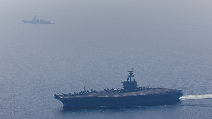 Iran pogodio američki ratni brod koji je pokušao ući u Hormuz