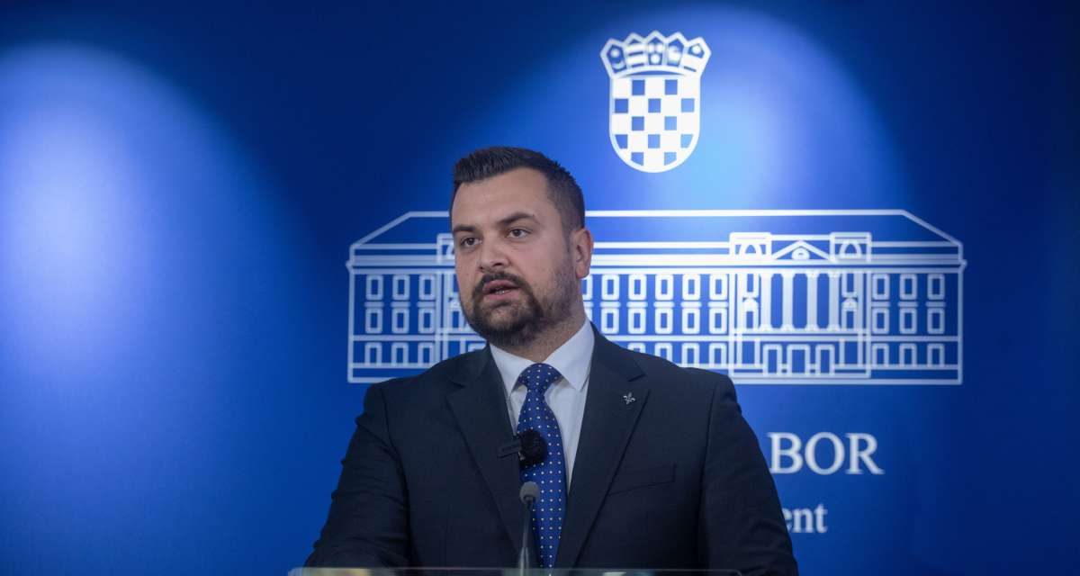 Problem koji ne prestaje: Hodžić u Saboru upozorio na desetosatna čekanja na granici s Bosnom i Hercegovinom