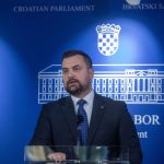 Problem koji ne prestaje: Hodžić u Saboru upozorio na desetosatna čekanja na granici s Bosnom i Hercegovinom