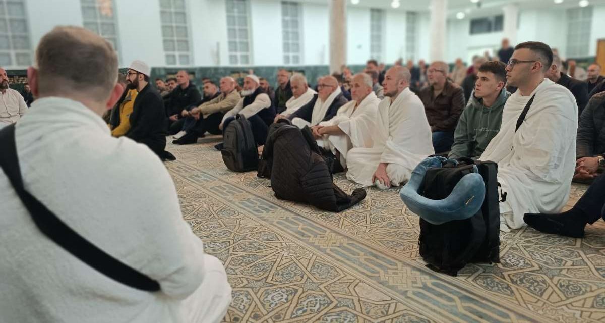 Ispraćena prva grupa hadžija
