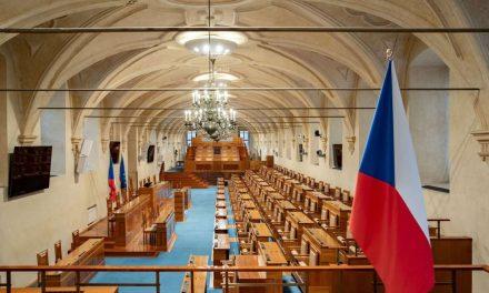 Češki Senat usvojio rezoluciju o Međunarodnom danu sjećanja na genocid u Srebrenici 1995.