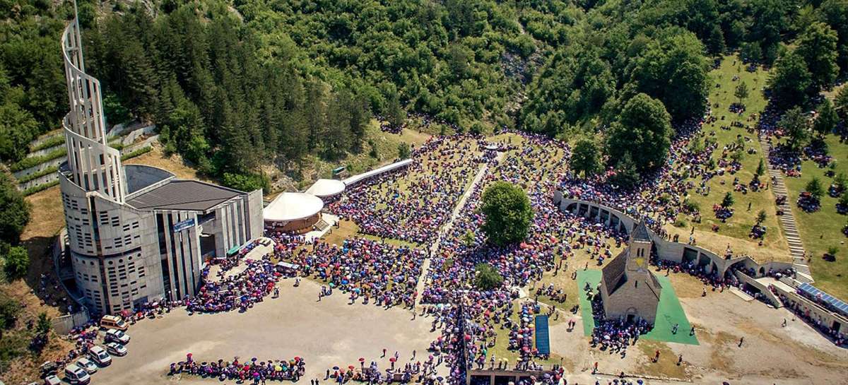 Poruka iz Podmilačja: Ponovo je popularno biti čovjek koji prepoznaje ljubav, mir, solidarnost, praštanje i Boga