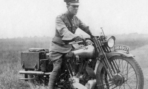 Kako je pogibija Lawrencea od Arabije uvela u upotrebu kacige za motocikle