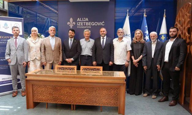 Uspostavljen program akademskih stipendija i nagrada Alija Izetbegović