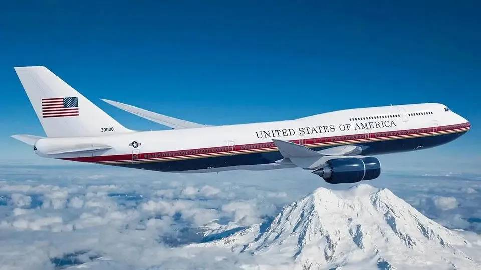 Trump penzioniše Air Force One i otkriva svoj novi avion – poklon iz Katara vrijedan 400 miliona dolara