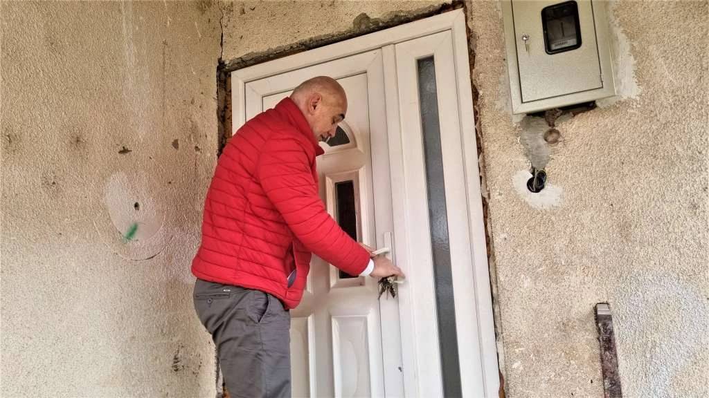 Ubili su Edina, sada žele ubiti i sjećanje na njega: Vlast u Vlasenici želi srušiti kuću Nedima Salaharevića da napravi parking