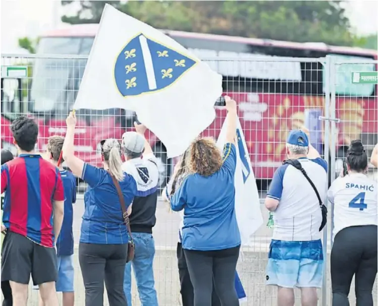 Dva doma, jedna utakmica: Kako je bosanski Toronto dočekao reprezentaciju Bosne i Hercegovine