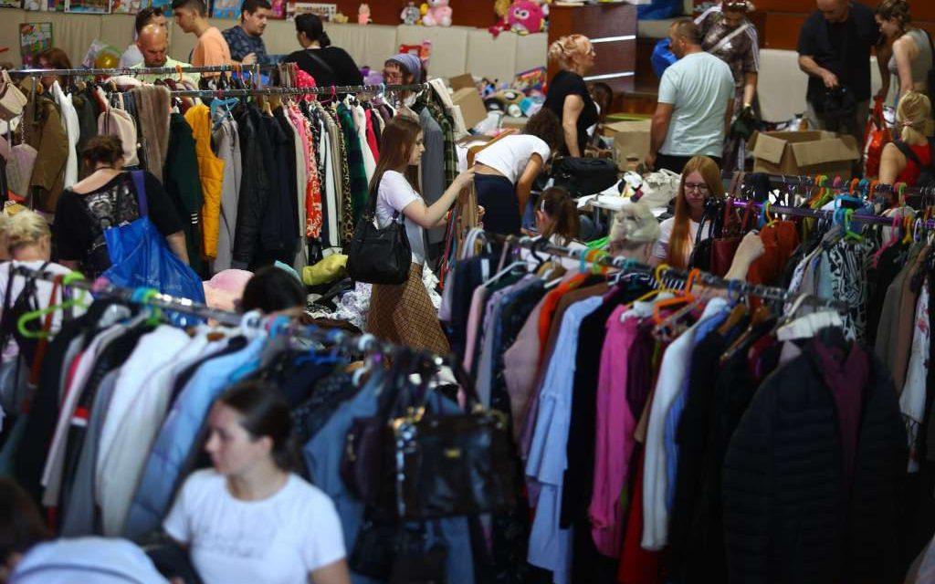 Nije za odbacit: Humanitarni bazar udruženja Pomozi.ba