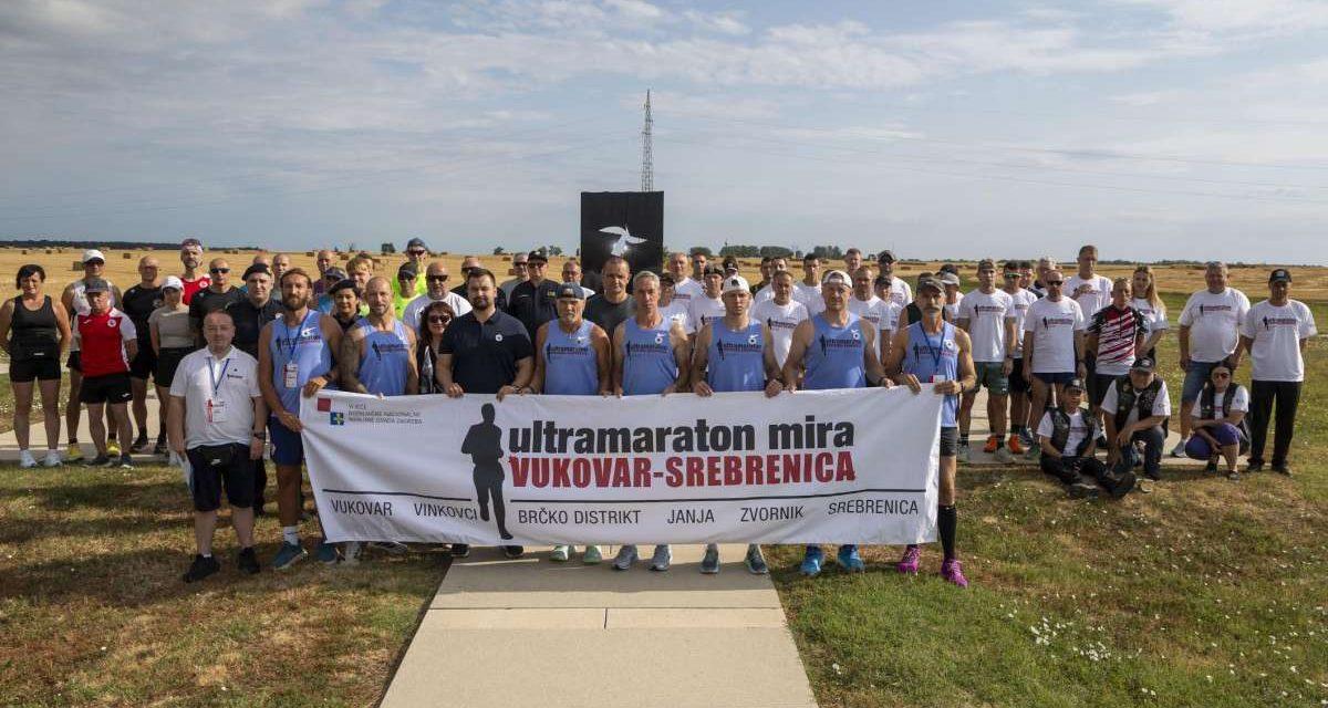 Petnaest godina trčanja za istinu i sjećanje: Krenuo Ultramaraton Vukovar – Srebrenica