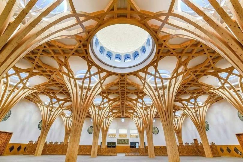 Centralna džamija u Cambridgeu: Ponosni imam Bošnjak, impresionirani kralj Charles i arhitektura koja oduzima dah