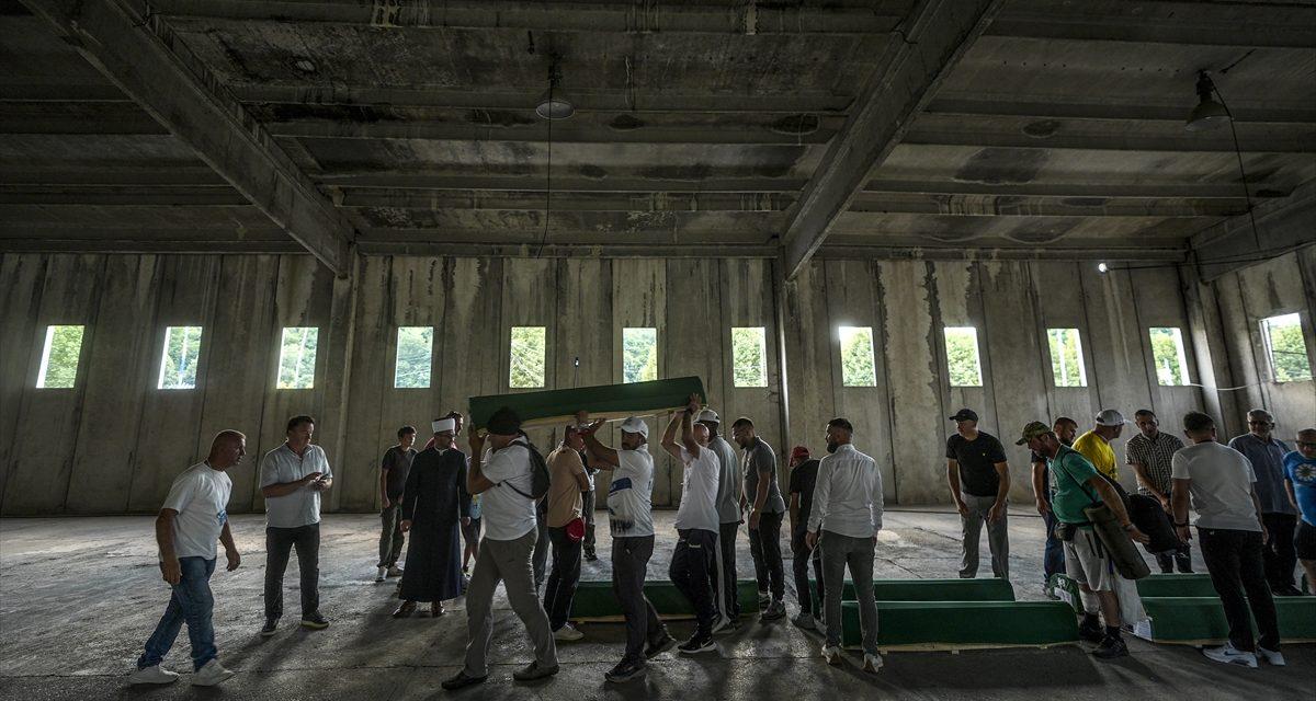 Jesu li svi isti: Kaje li se, uopće, iko zbog Biljana ili Srebrenice?