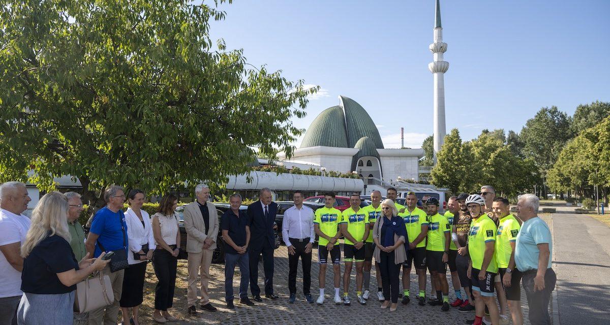 Iz Zagreba ispraćeni sudionici biciklističkog maratona “Ne zaboravi Vukovar i Srebrenicu”