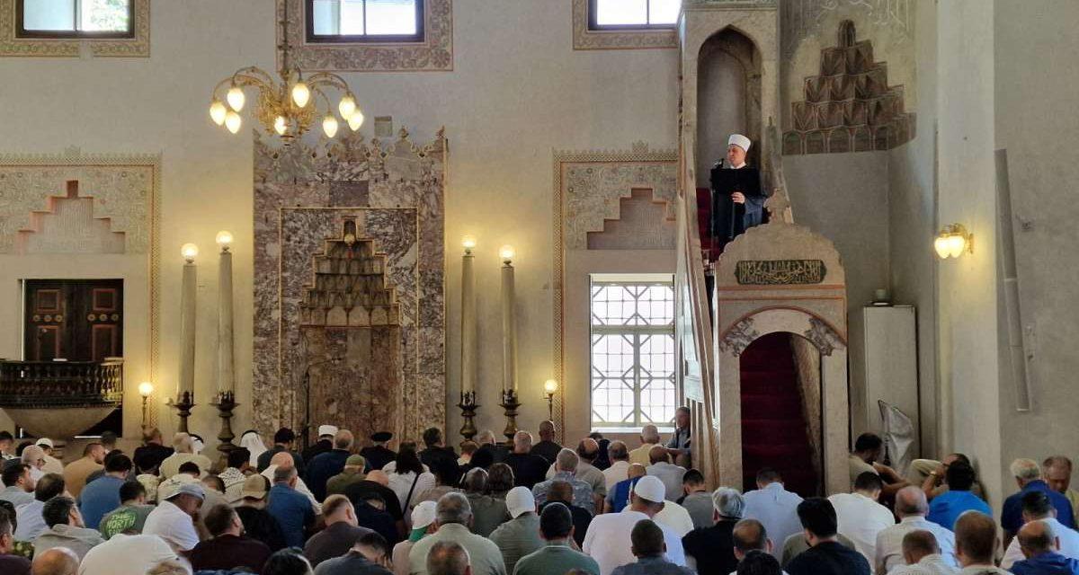 Reisul-ulema Husein ef. Kavazović: Naša je obaveza brinuti se o Srebrenici, jer je ona rodno mjesto našeg kolektivnog stradanja