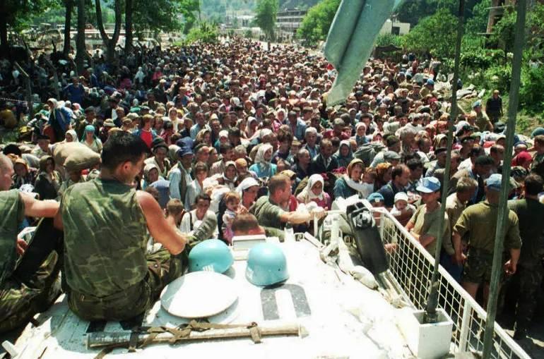 Posljednji dani Srebrenice: Haos i panika