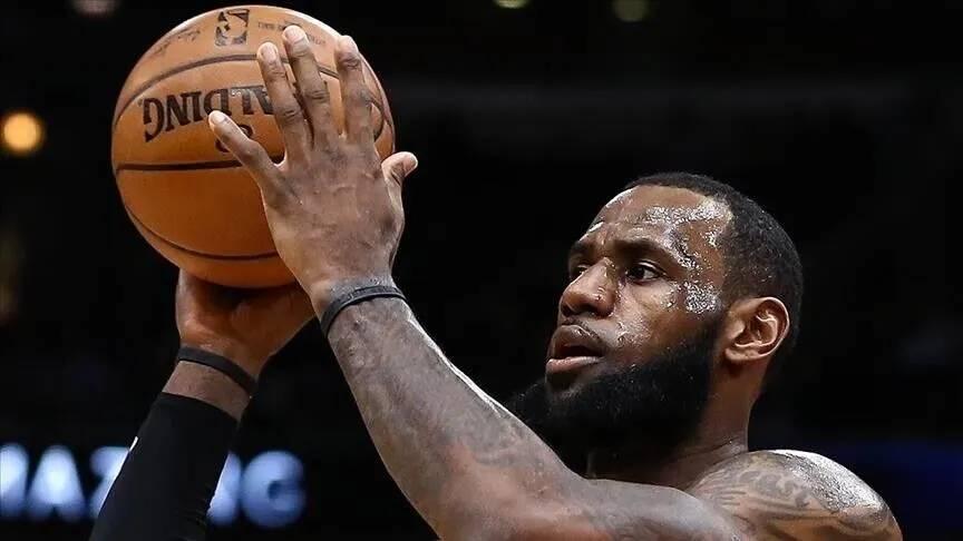 Trump: “Mislim da je LeBron možda rasista, ali možda jednostavno ne voli Trumpa”